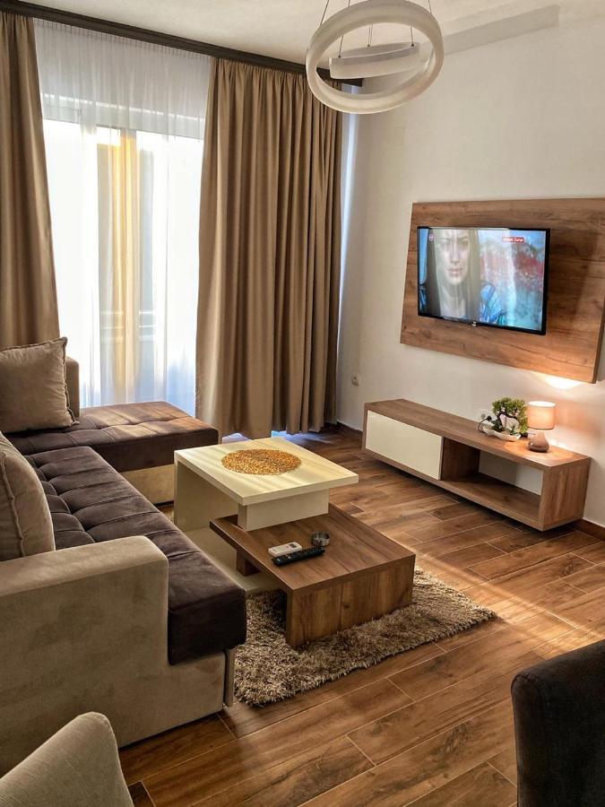 Md Apartments ウルツィニ エクステリア 写真