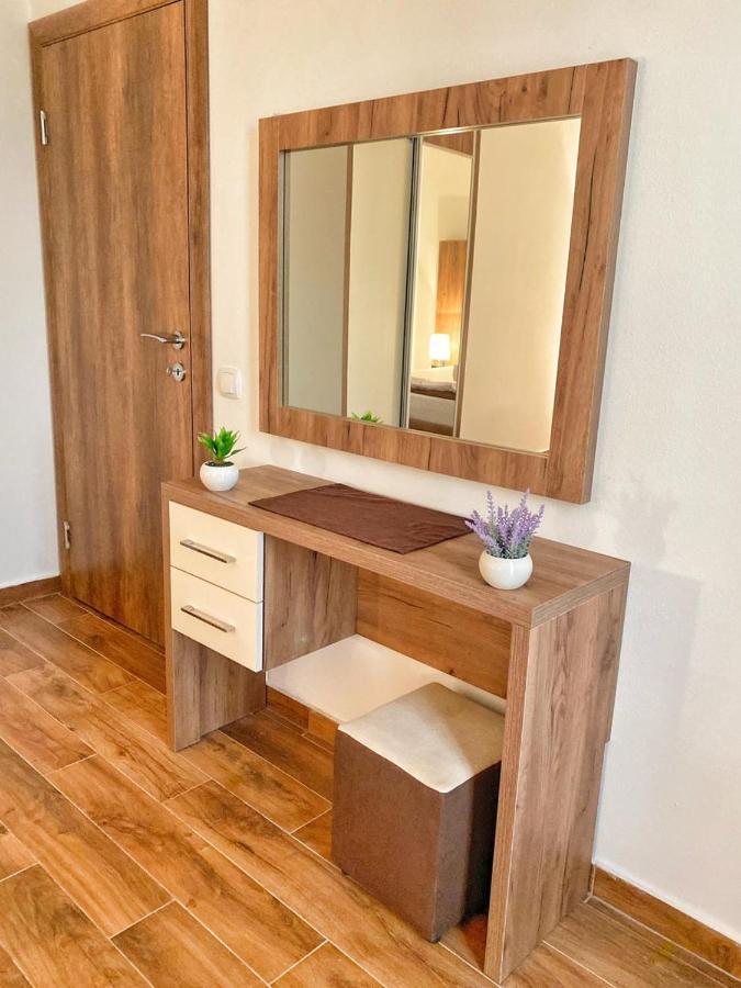 Md Apartments ウルツィニ エクステリア 写真